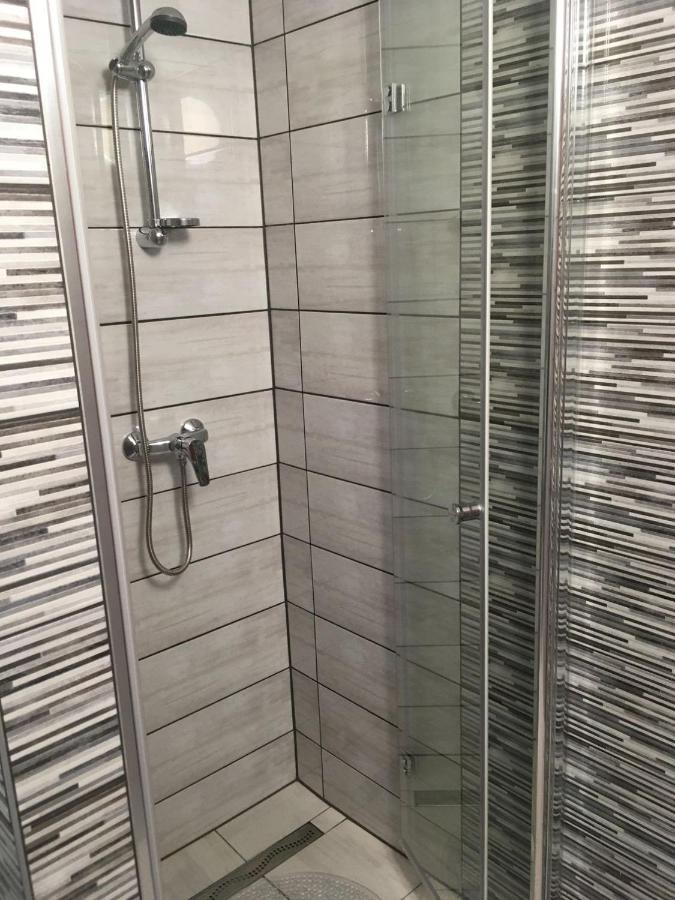 Gizella Haz Apartamento Keszthely Exterior foto