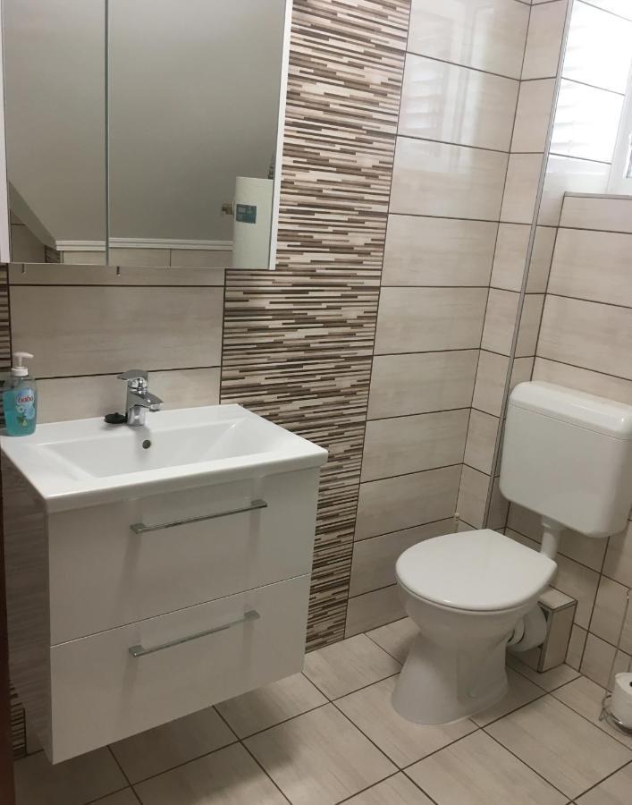Gizella Haz Apartamento Keszthely Exterior foto