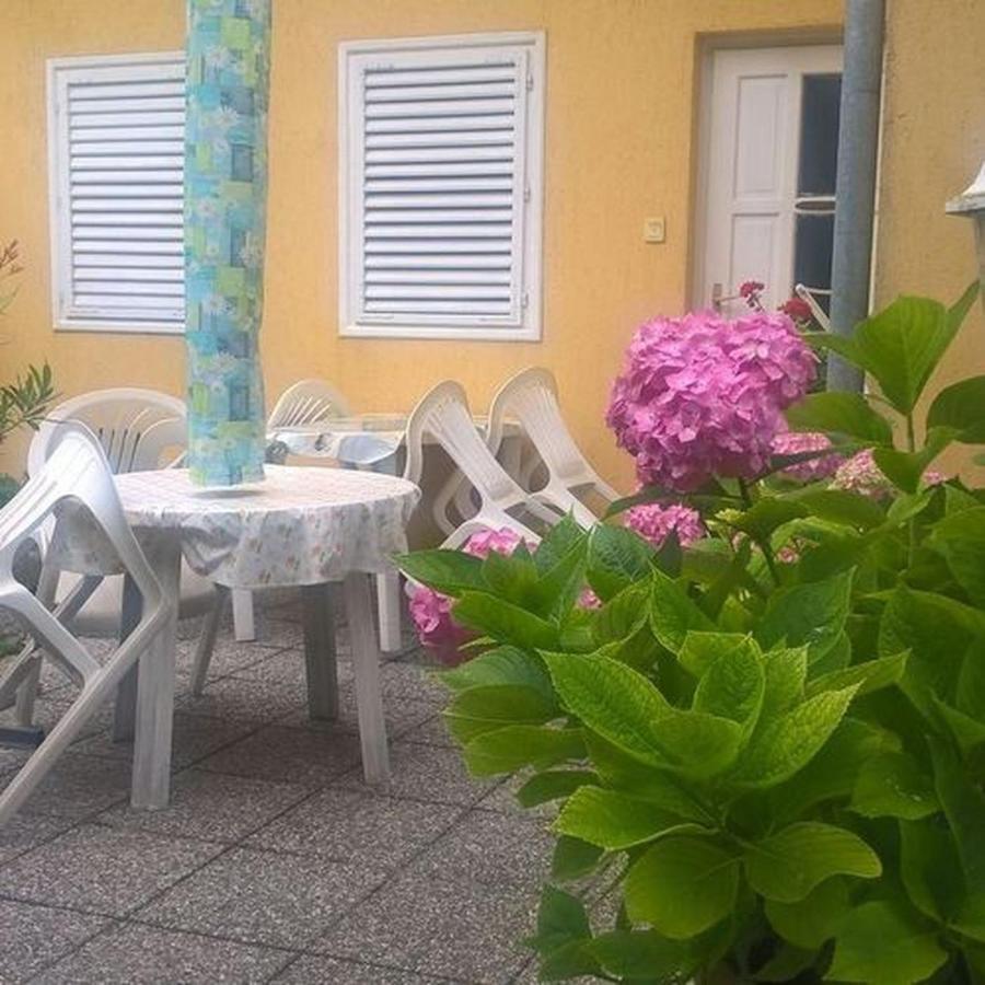 Gizella Haz Apartamento Keszthely Exterior foto